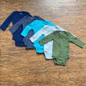 5 Carter’s Baby Onesies